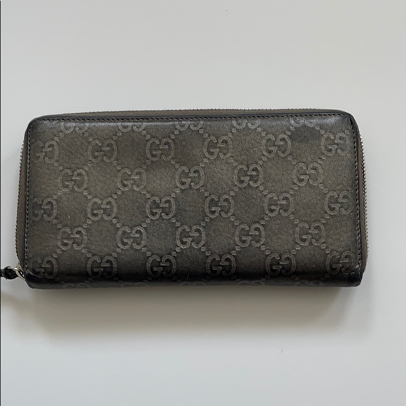 Authentic Gucci Wallet - Picture 7 of 7